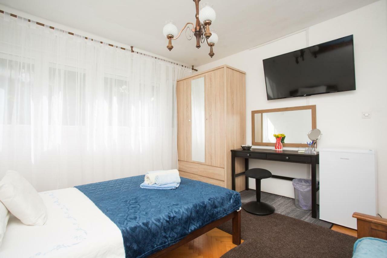 Apartmani Maras スプリト エクステリア 写真